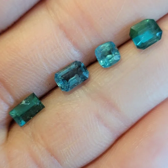Tourmaline (Paraiba?) Parcel - Picture 3 of 6